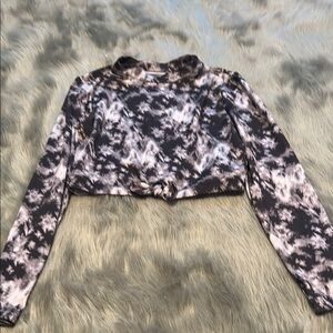 Art Class Black and White Long Sleeve Crop Blouse